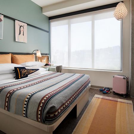 Moxy Portland Downtown Hotel Luaran gambar